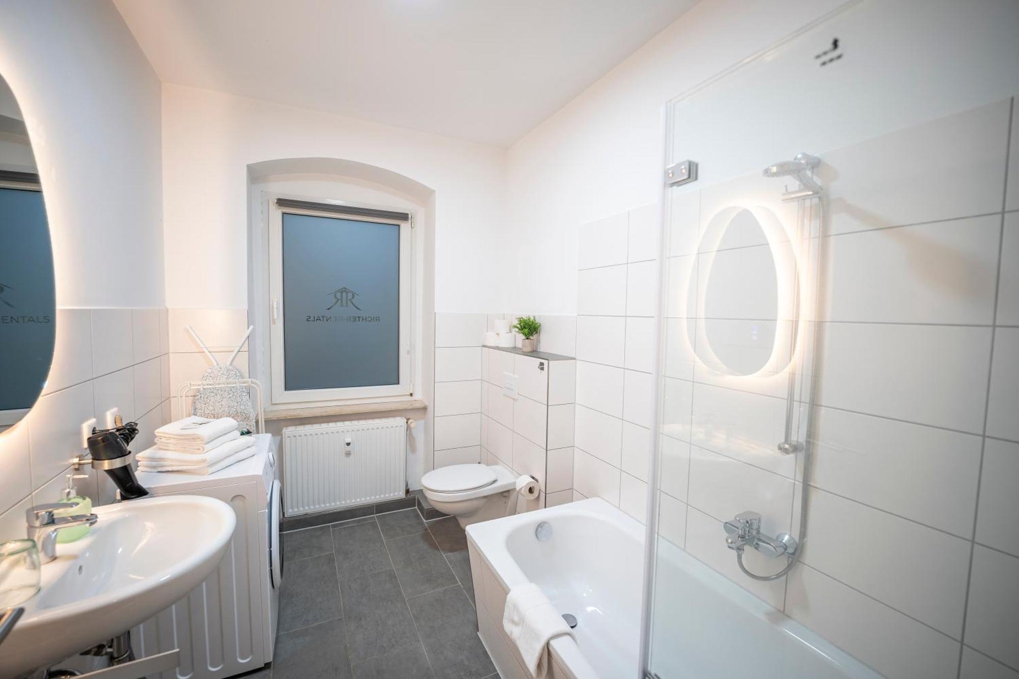 Rr - Spacious Apartments - Central - Parking Magdeburgo Exterior foto